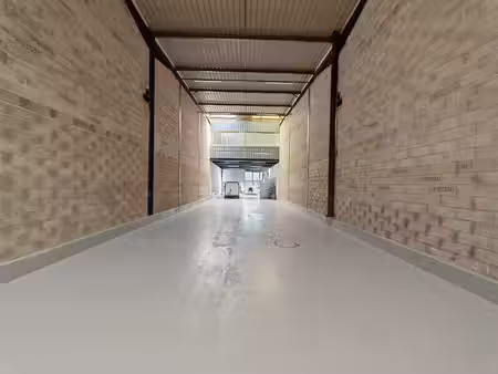 location local d’activités noisy-le-grand 93160 350m² à 1199m²