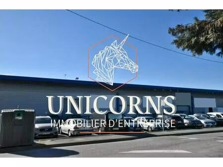 location entrepôt 458 m²