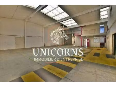 location entrepôt 490 m²