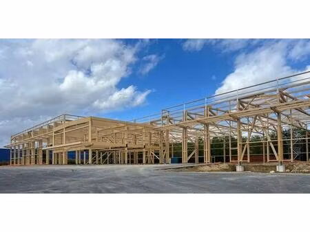 location entrepôt 2 482 m² à 5 761 m²