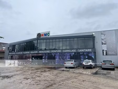 location local d'activités 1 950 m²