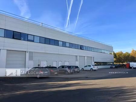 location local d’activités cergy 95000 1353m²