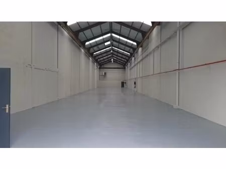 location local d’activités epinay sur seine 93800 688m²