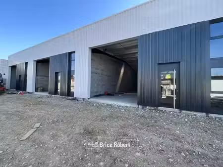 location entrepôt mions 69780 223m² à 1115m²