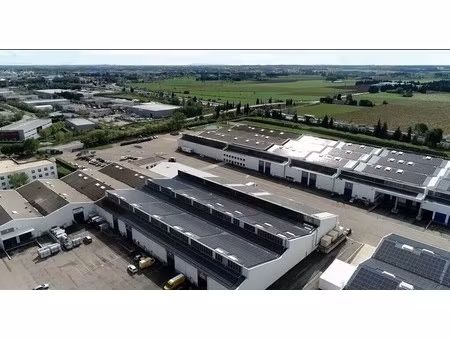 location local d’activités nîmes 30900 2458m² à 8345m²