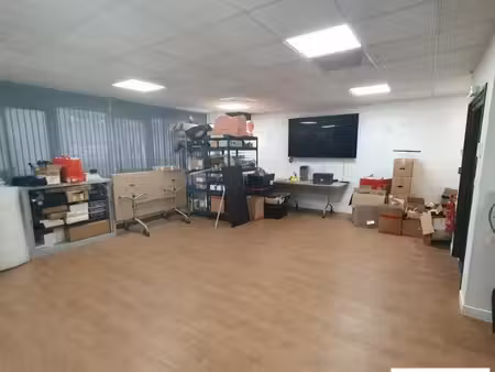 location bureaux gières 38610 58m² à 171m²
