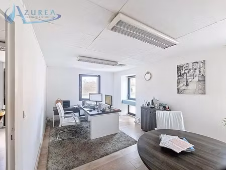 location bureaux 82 m²