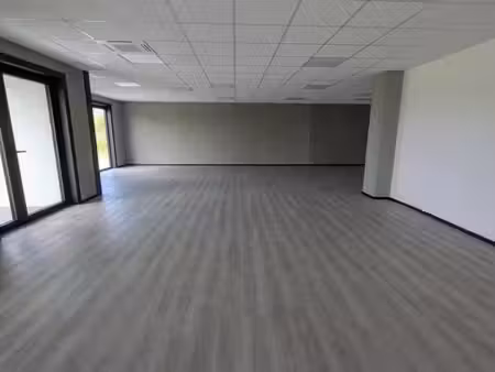 location bureaux saint-martin-du-vivier 76160 206m²