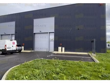 location entrepôt frépillon 95740 392m²