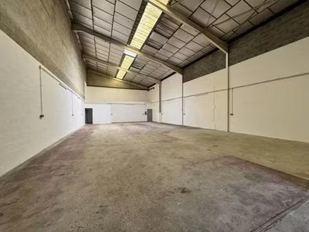 location local d’activités eaubonne 95600 209m²