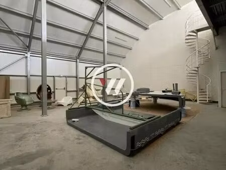 location local d’activités gemenos 13420 275m²