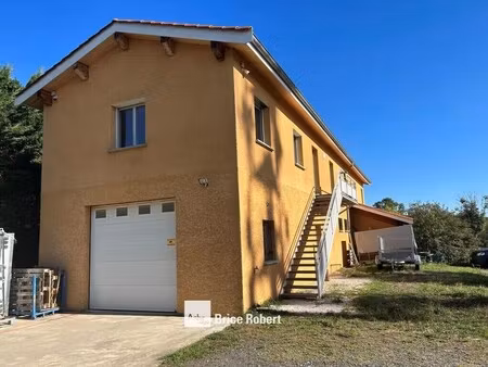 location local d'activités 347 m²