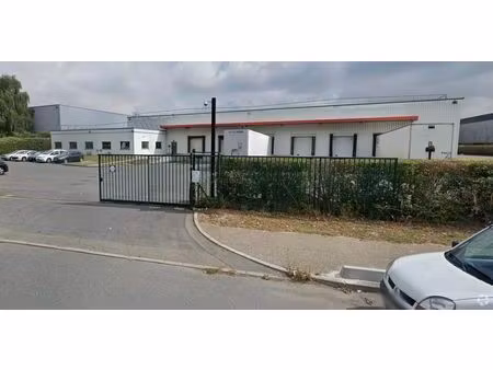 location local d'activités 2 788 m²
