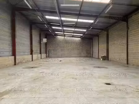 location local d’activités 350m² à 840m²