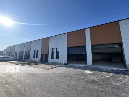 location local d’activités stains 93240 200m²