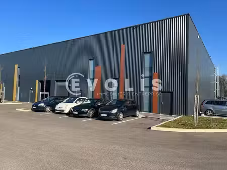 location local d’activités 443m² à 2227m²