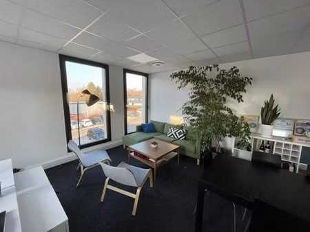 location bureaux 72 m²