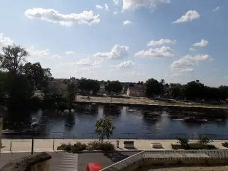 location bureaux 360 m²