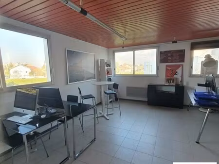 location bureaux 59 m² à 95 m²