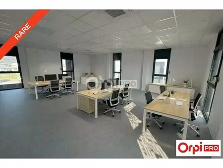 location bureaux 320 m²