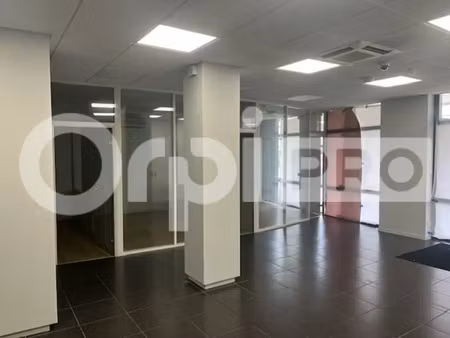 location bureaux 130 m²