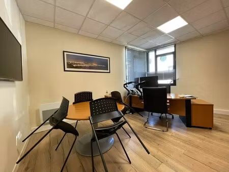 location bureaux 155 m²