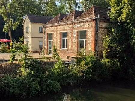 location bureaux 100 m² à 300 m²