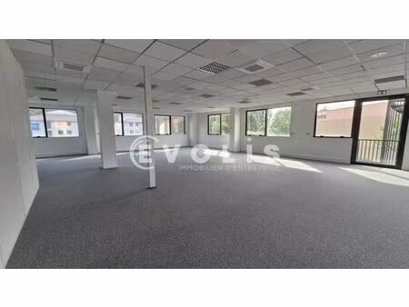 location bureaux 120 m² à 632 m²
