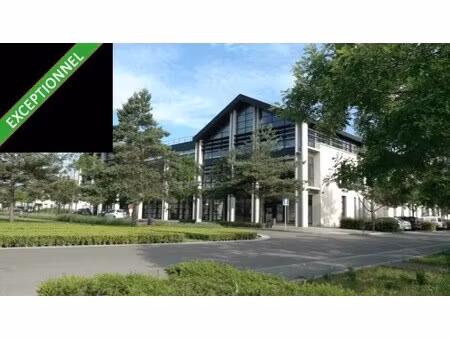 location bureaux 90 m² à 1 400 m²