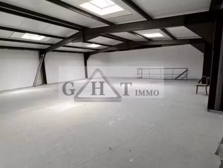 location entrepôt montreuil 93100 340m²