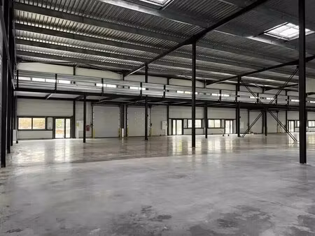 location local d’activités buc 78530 5199m²