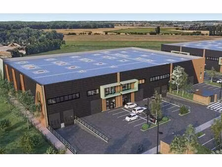 location local d'activités 1 839 m²