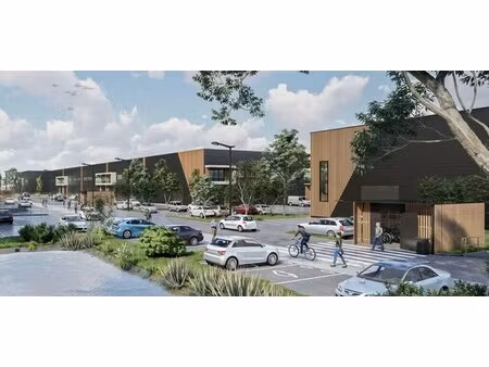 location local d'activités 467 m²