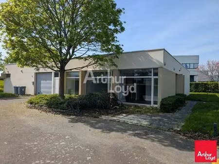 location local d’activités pace 35740 350m²