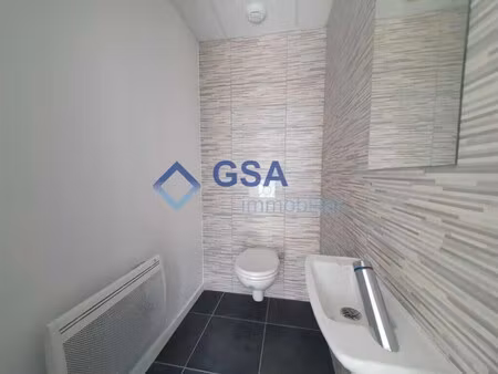 location local d'activités 538 m²