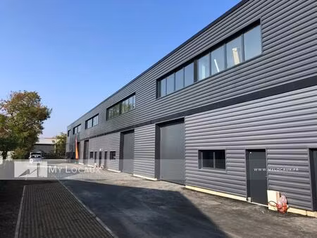 location local d’activités villeneuve-la-garenne 92390 275m²
