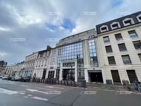 location bureaux 166m² à 617m²