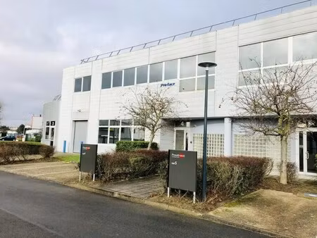 location bureaux 117 m²