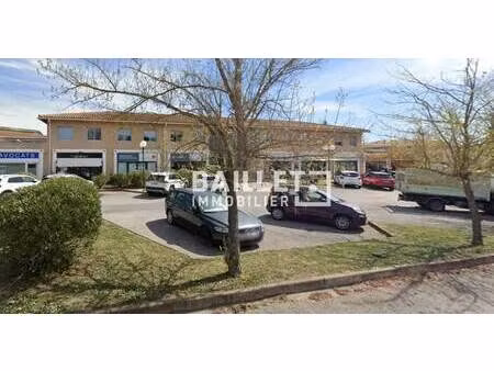 location bureaux 77 m²