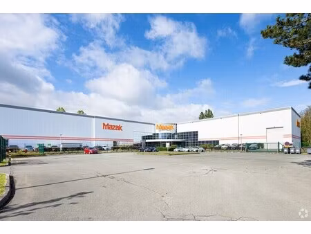 location entrepôt villejust 91140 2760m²