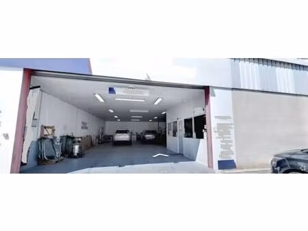 location local d’activités gémenos 13420 200m²