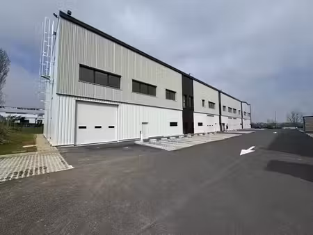 location local d’activités 387m²