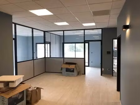 location bureaux 170 m² à 720 m²