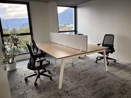 coworking - jusqu'à 4 postes