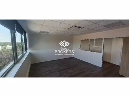 location bureaux 38 m² à 138 m²
