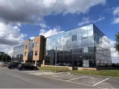 location bureaux 650 m²