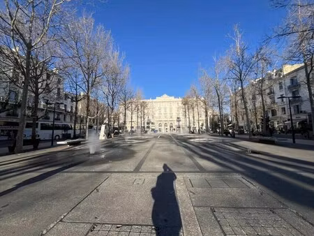 location bureaux 128 m²