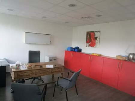 location bureaux 60 m²