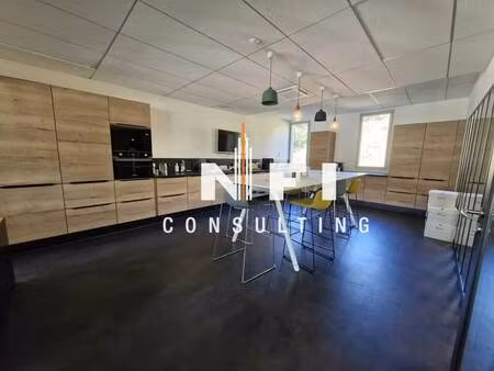 location bureaux 23 m² à 133 m²