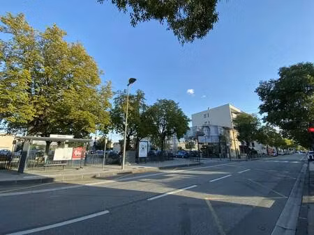 location bureaux 345 m²